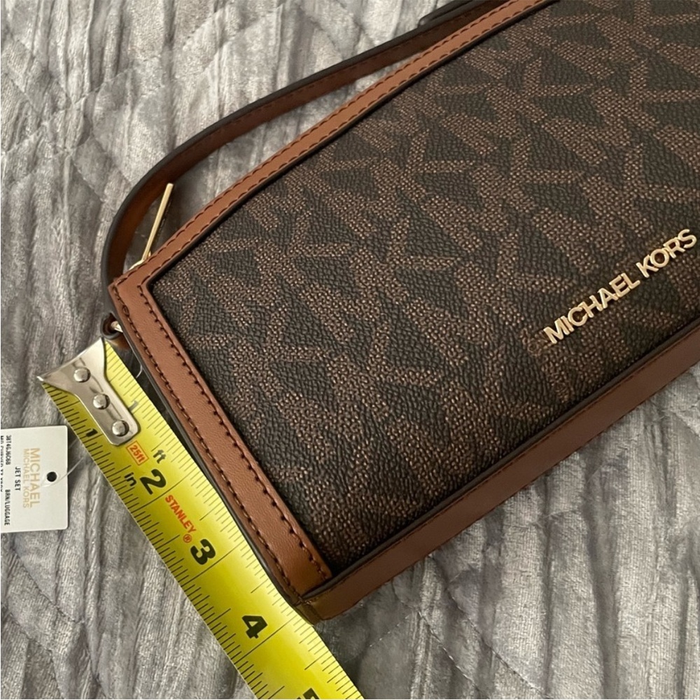 💋 Michael Kors Jet Set Crossbody - Picture 13 of 16